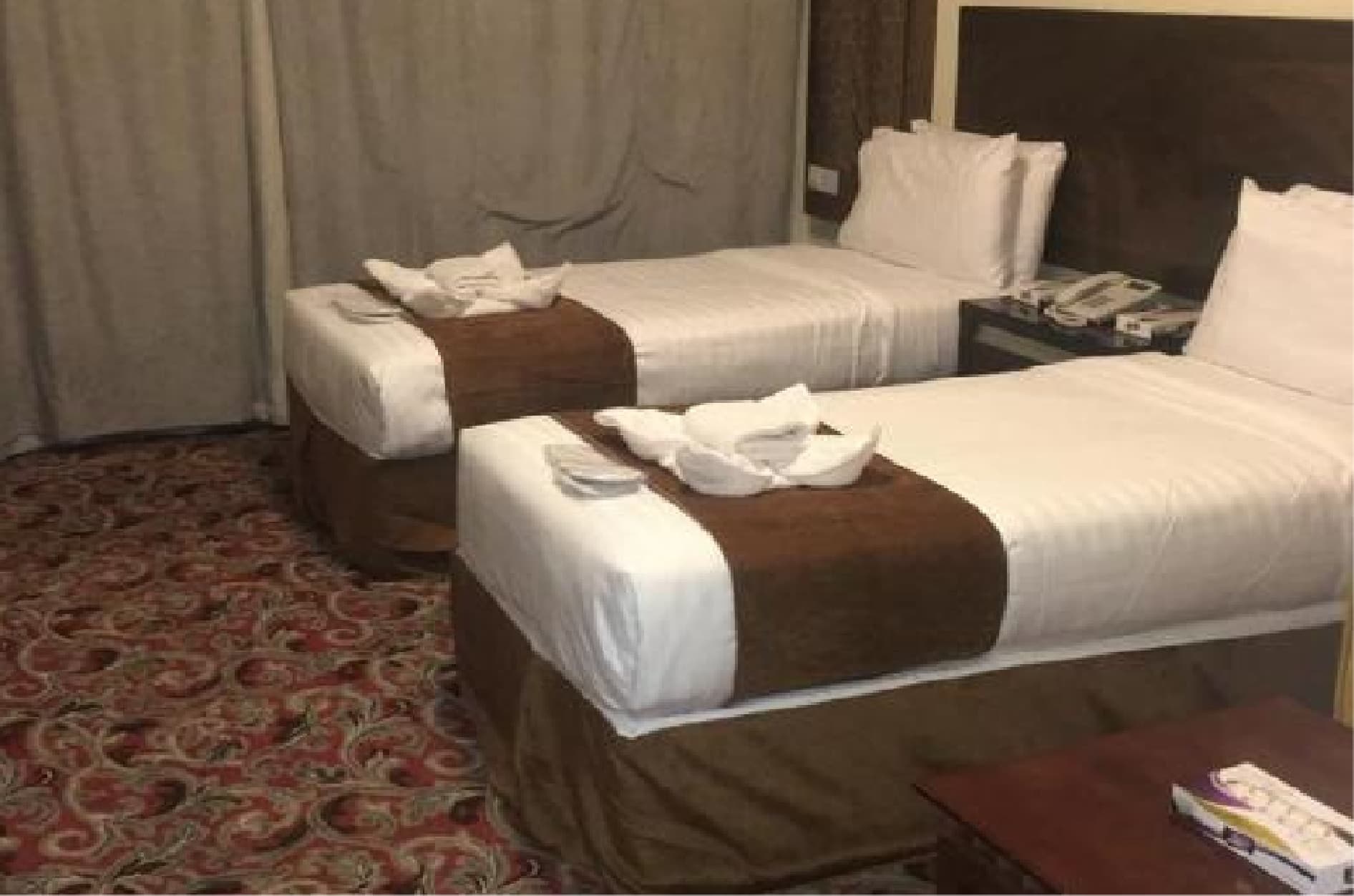 Golden Luxury — photo 3